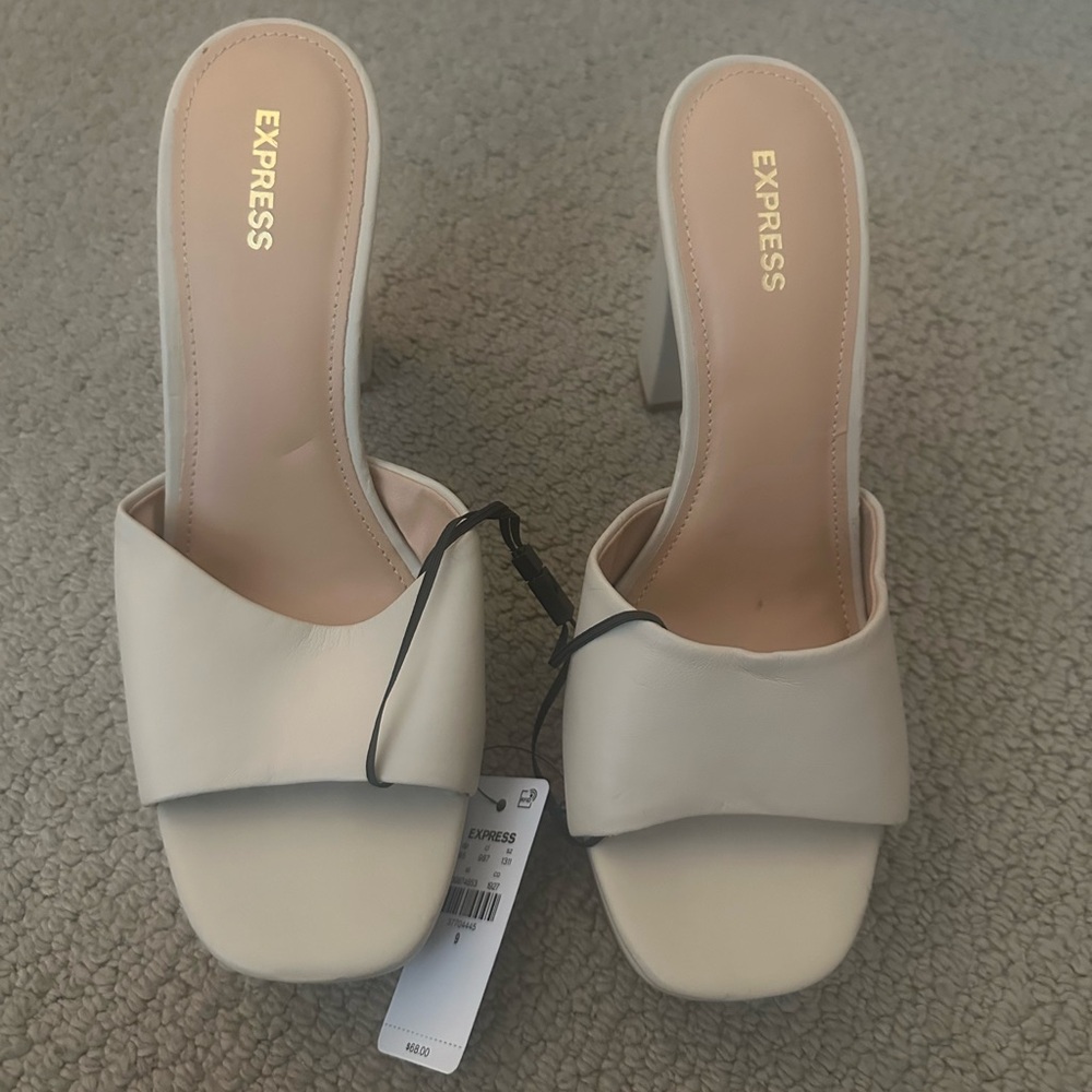 Express Women's Cream Mules